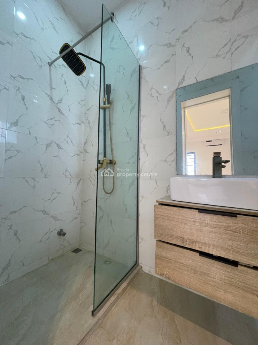 Well Built 2 Bedroom Apartment with Swimming Pool, Ikate, Lekki, Lagos, Flat / Apartment for Sale