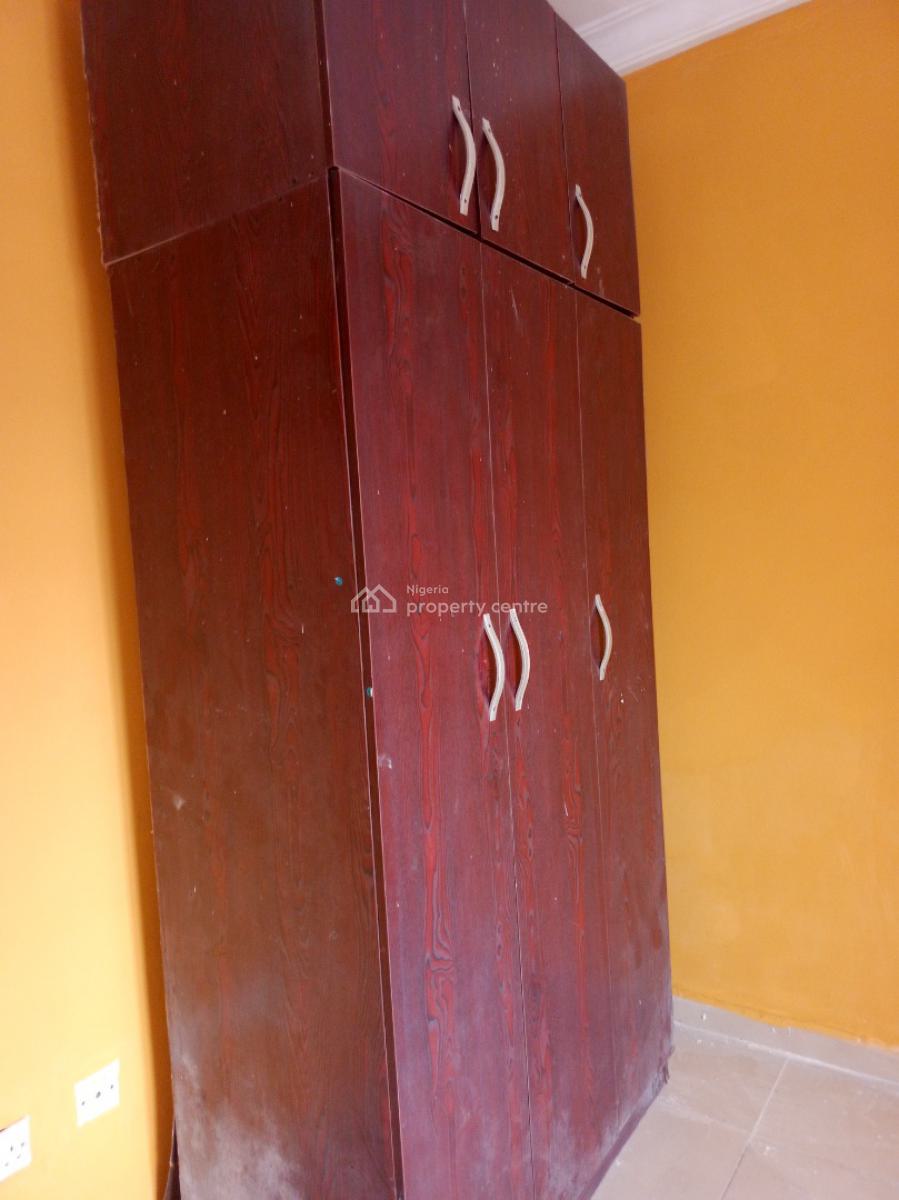 Renovated Clean 3 Bedroom Apartment, Off Mobil Road Ilaje, Ilaje, Ajah, Lagos, Flat / Apartment for Rent