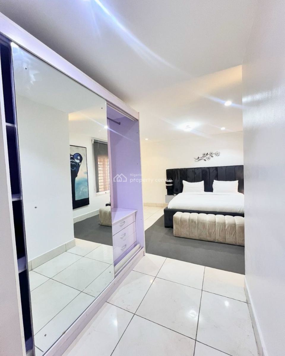 Spacious Furnished 2b Bedroom  Flat, Lekki Phase 1, Lekki, Lagos, Flat / Apartment for Rent