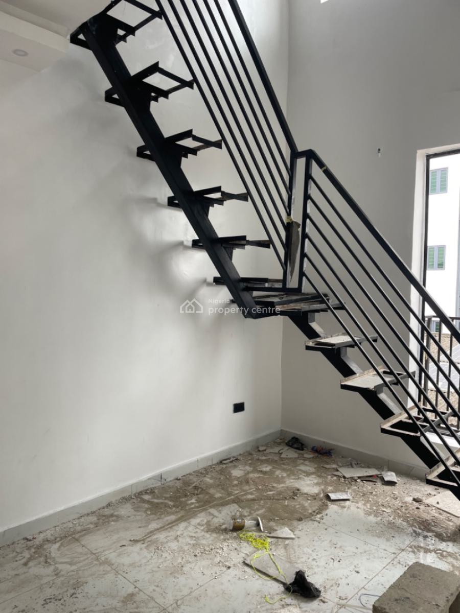 Exclusive One Bedroom Duplex, Yaba, Lagos, Mini Flat (room and Parlour) for Rent