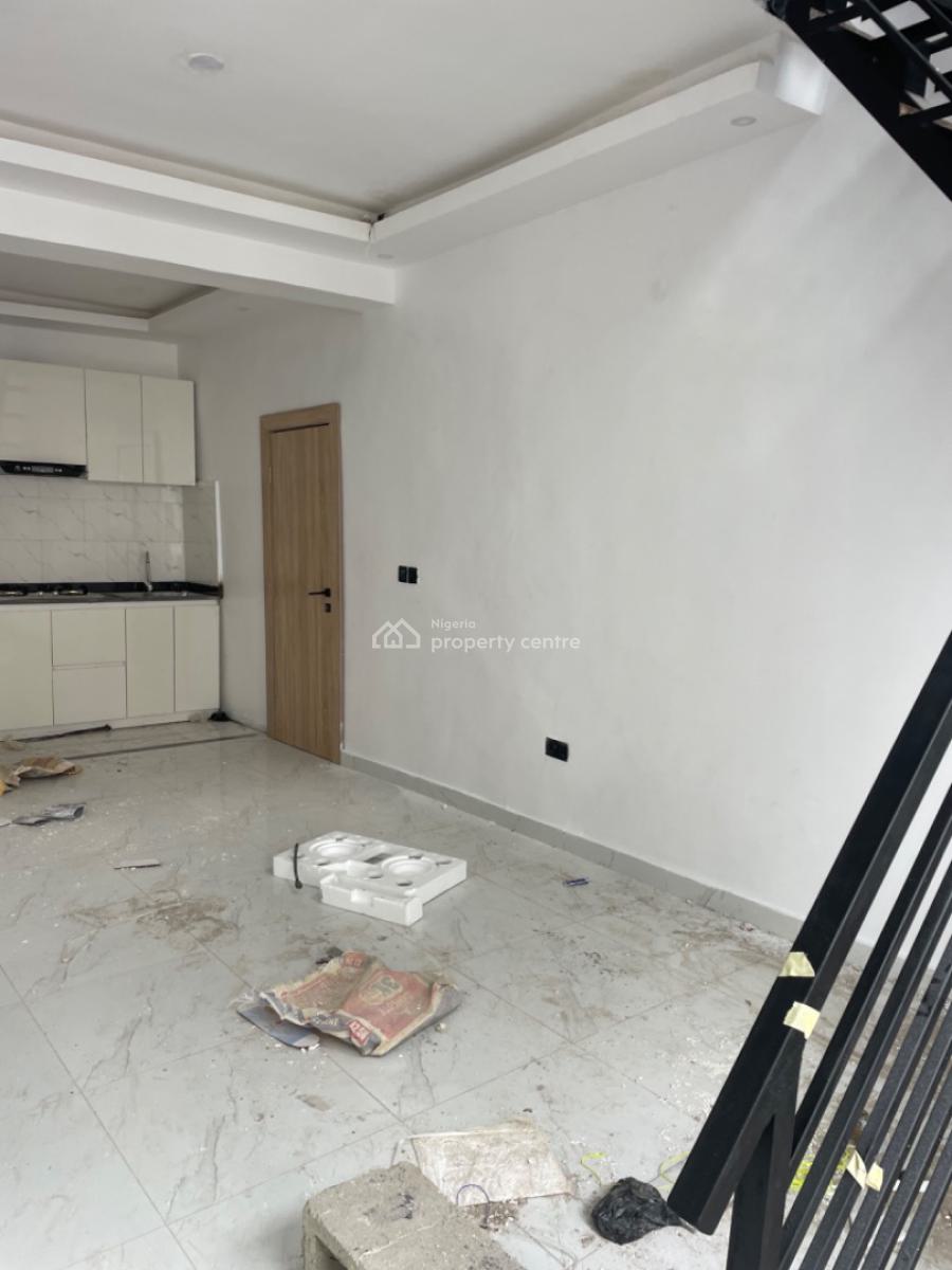 Exclusive One Bedroom Duplex, Yaba, Lagos, Mini Flat (room and Parlour) for Rent