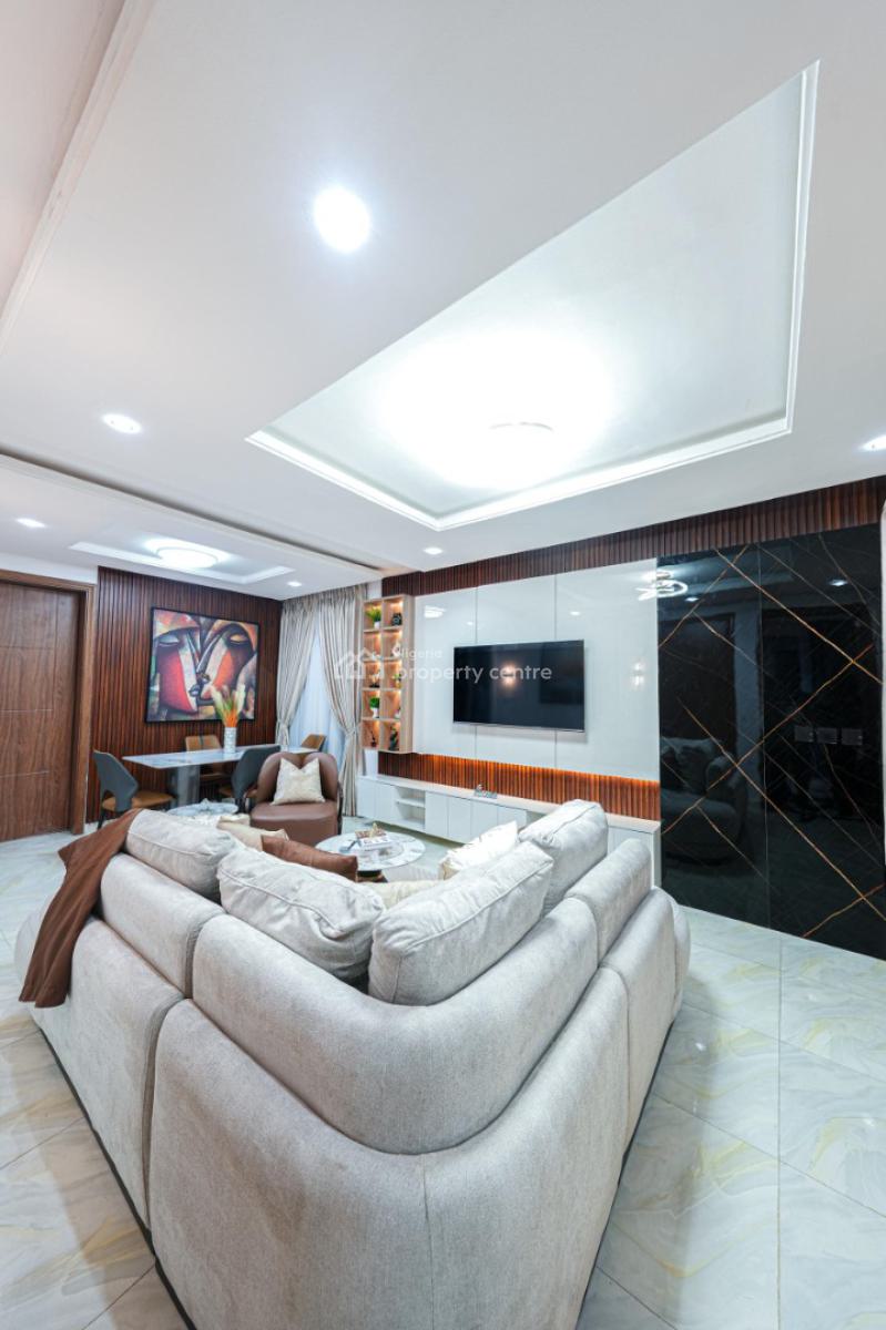 Aesthetically Cool & Luxurious 3 Bedrooms Apartment, Surulere, Lagos, Flat / Apartment Short Let