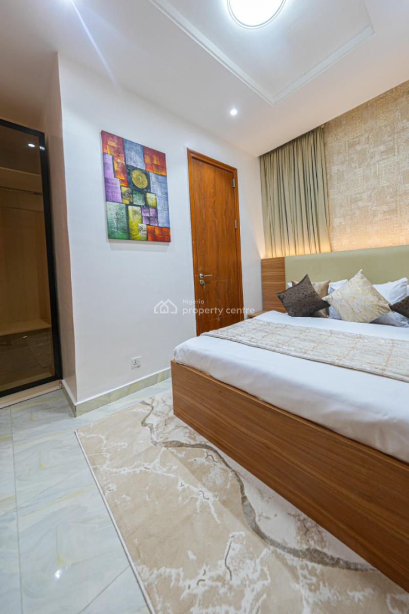 Aesthetically Cool & Luxurious 3 Bedrooms Apartment, Surulere, Lagos, Flat / Apartment Short Let