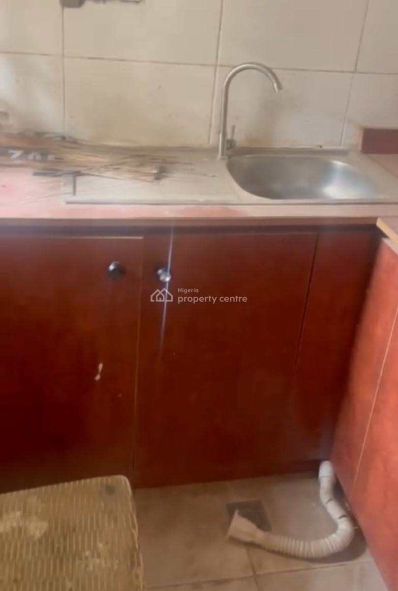Standard Sharp Selfcontain, Inside an Estate in The Heart of Galadimawa, Galadimawa, Abuja, Self Contain (single Rooms) for Rent