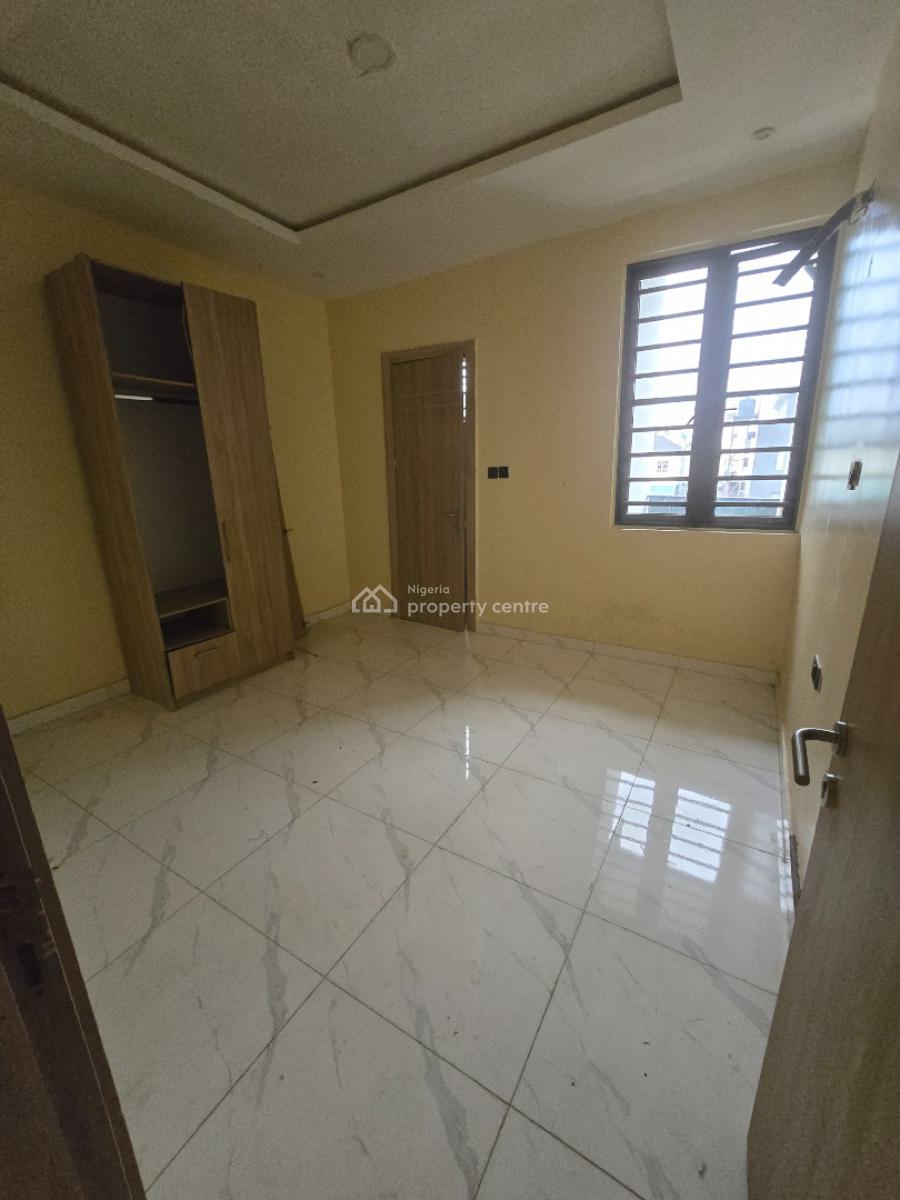 3 Bedroom Duplex, Off Admiralty Way, Lekki Phase 1, Lekki, Lagos, Flat / Apartment for Sale