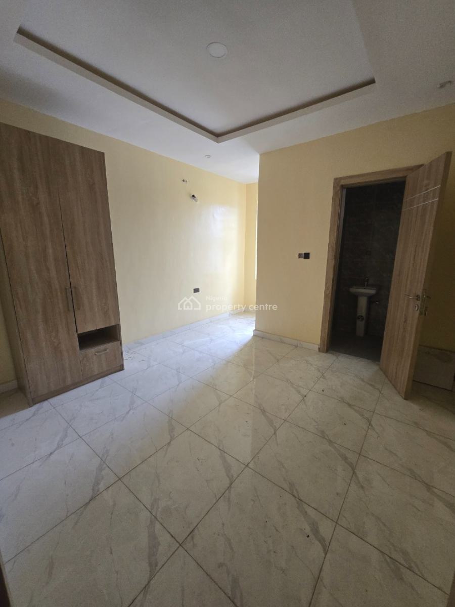 3 Bedroom Duplex, Off Admiralty Way, Lekki Phase 1, Lekki, Lagos, Flat / Apartment for Sale