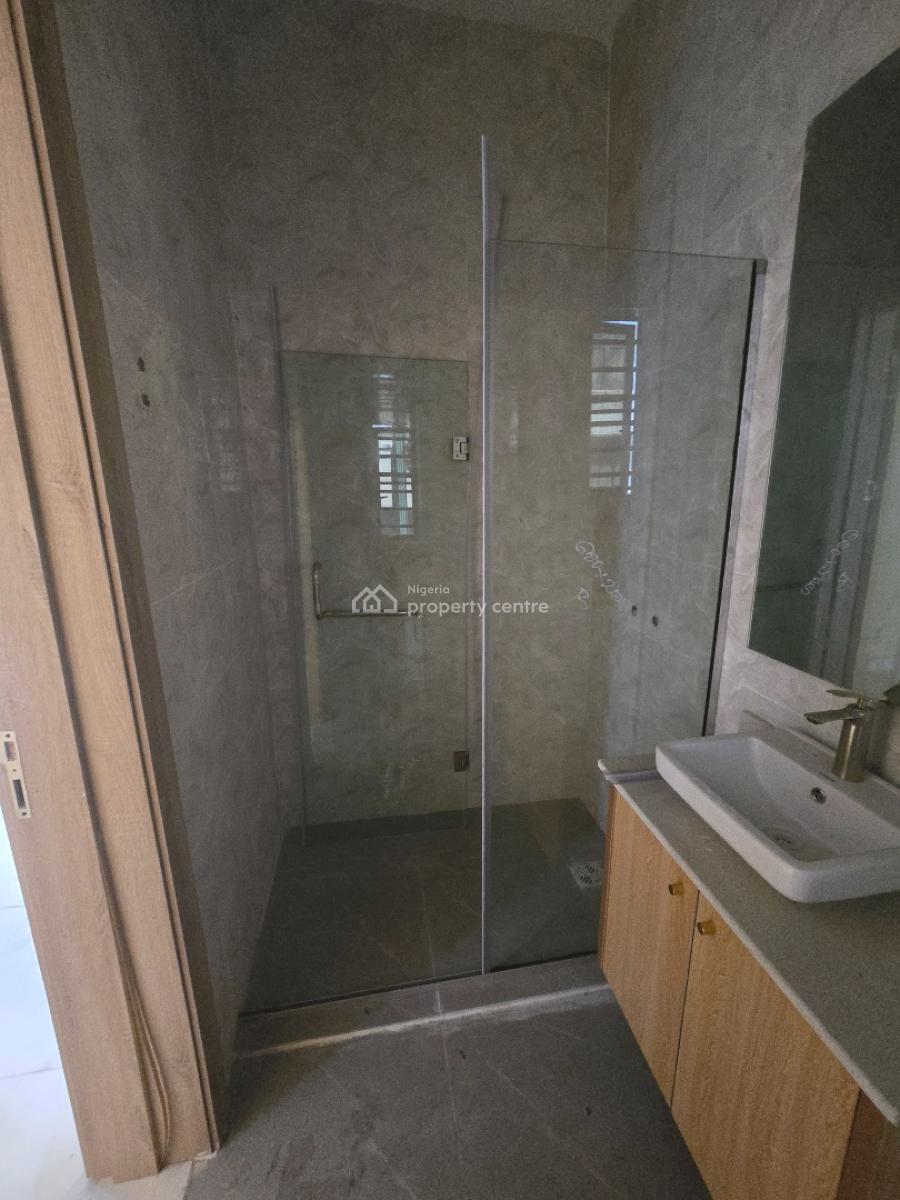 3 Bedroom Duplex, Off Admiralty Way, Lekki Phase 1, Lekki, Lagos, Flat / Apartment for Sale