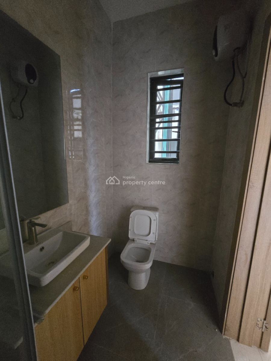 3 Bedroom Duplex, Off Admiralty Way, Lekki Phase 1, Lekki, Lagos, Flat / Apartment for Sale