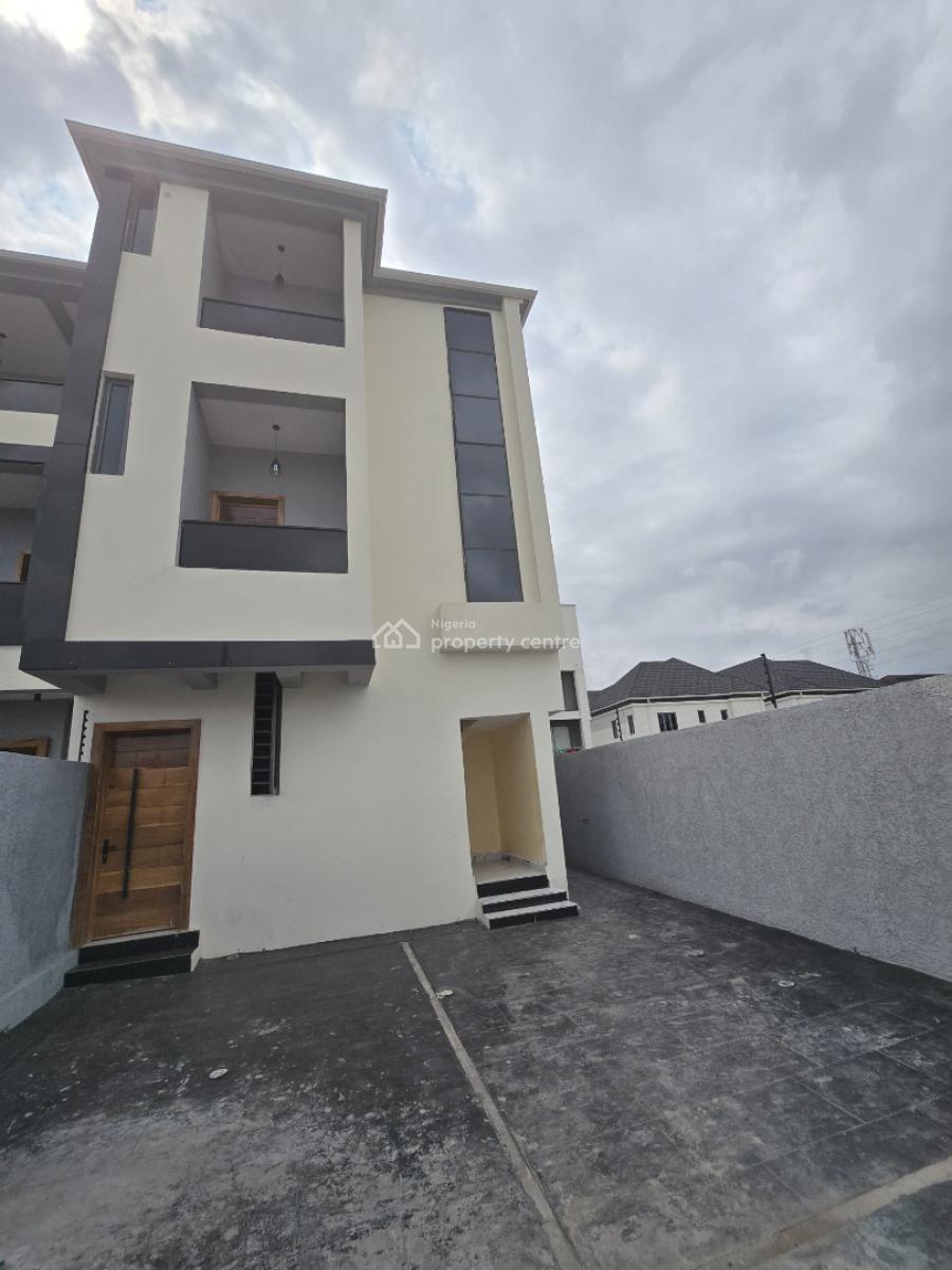 3 Bedroom Duplex, Off Admiralty Way, Lekki Phase 1, Lekki, Lagos, Flat / Apartment for Sale