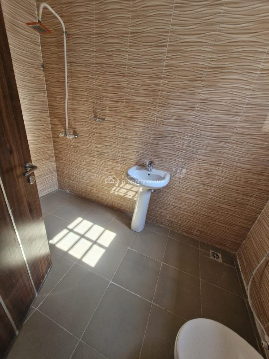 5 Bedroom Fully Detached with Bq, Ilasan, Lekki, Lagos, Detached Duplex for Sale