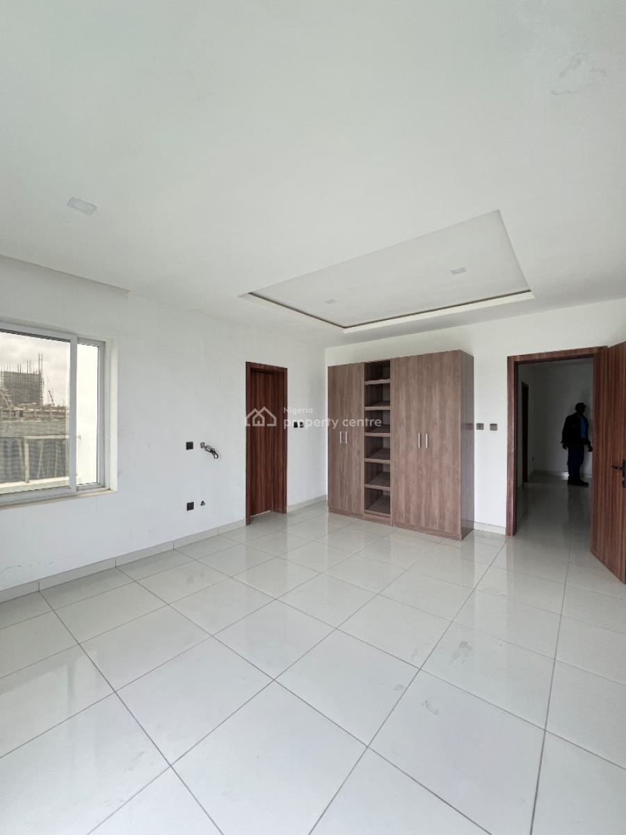 Very Spacious 4 Bedroom Penthouse with Swimming Pool, Gym and Elevator, Ikate, Lekki, Lagos, Block of Flats for Sale