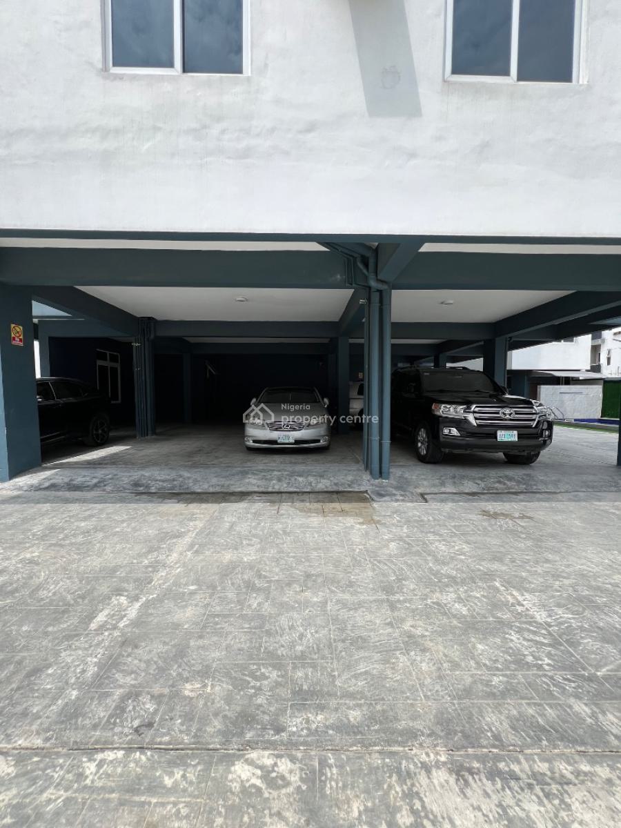 Very Spacious 4 Bedroom Penthouse with Swimming Pool, Gym and Elevator, Ikate, Lekki, Lagos, Block of Flats for Sale