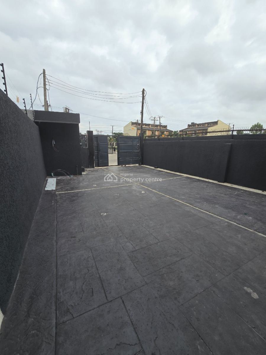 5 Bedroom Semi-detached Duplex with Bq, Lekki Phase 1, Lekki, Lagos, Semi-detached Duplex for Sale