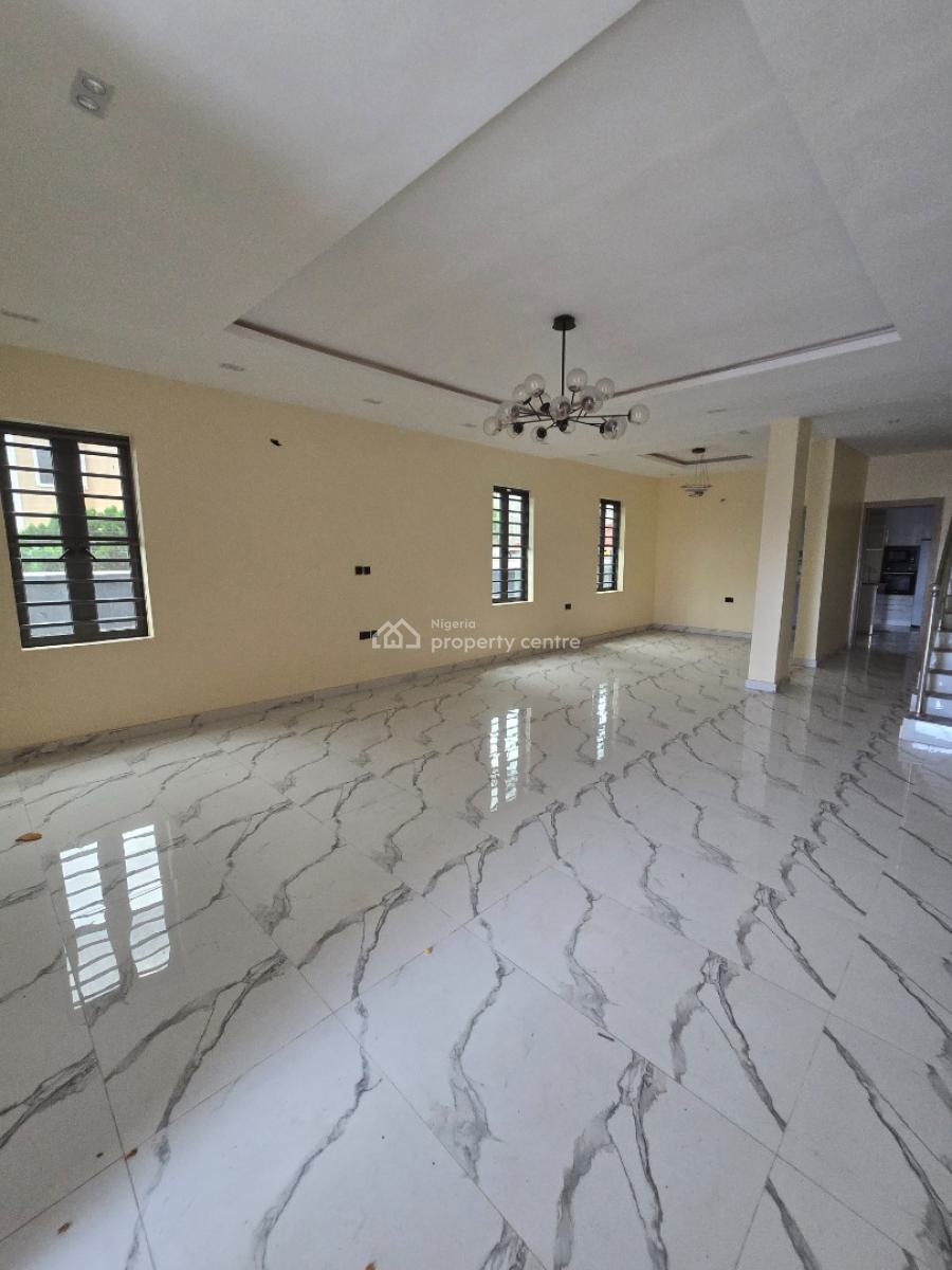 5 Bedroom Semi-detached Duplex with Bq, Lekki Phase 1, Lekki, Lagos, Semi-detached Duplex for Sale