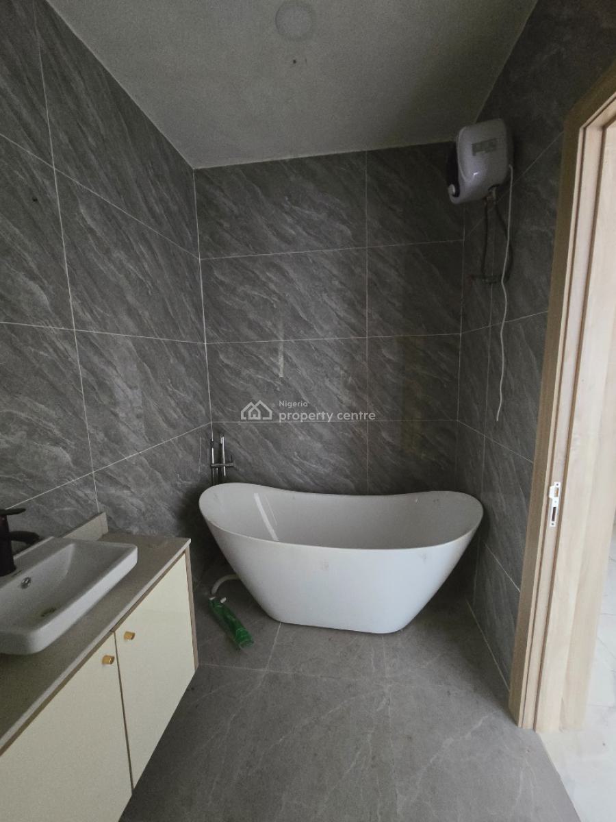 5 Bedroom Semi-detached Duplex with Bq, Lekki Phase 1, Lekki, Lagos, Semi-detached Duplex for Sale