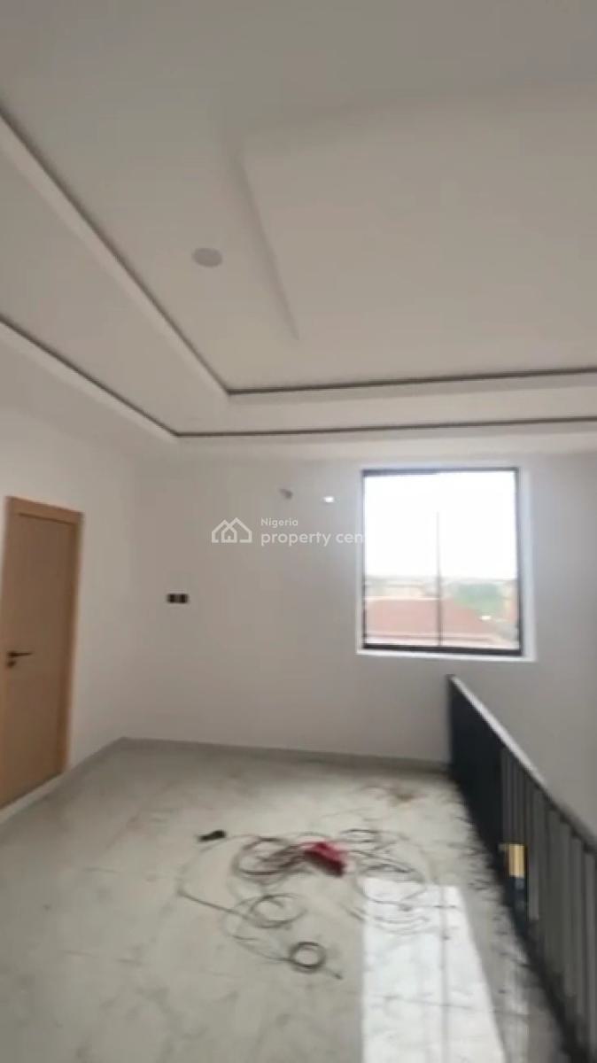 Luxury Mini Flat in Yaba, Yaba, Lagos, Mini Flat (room and Parlour) for Rent