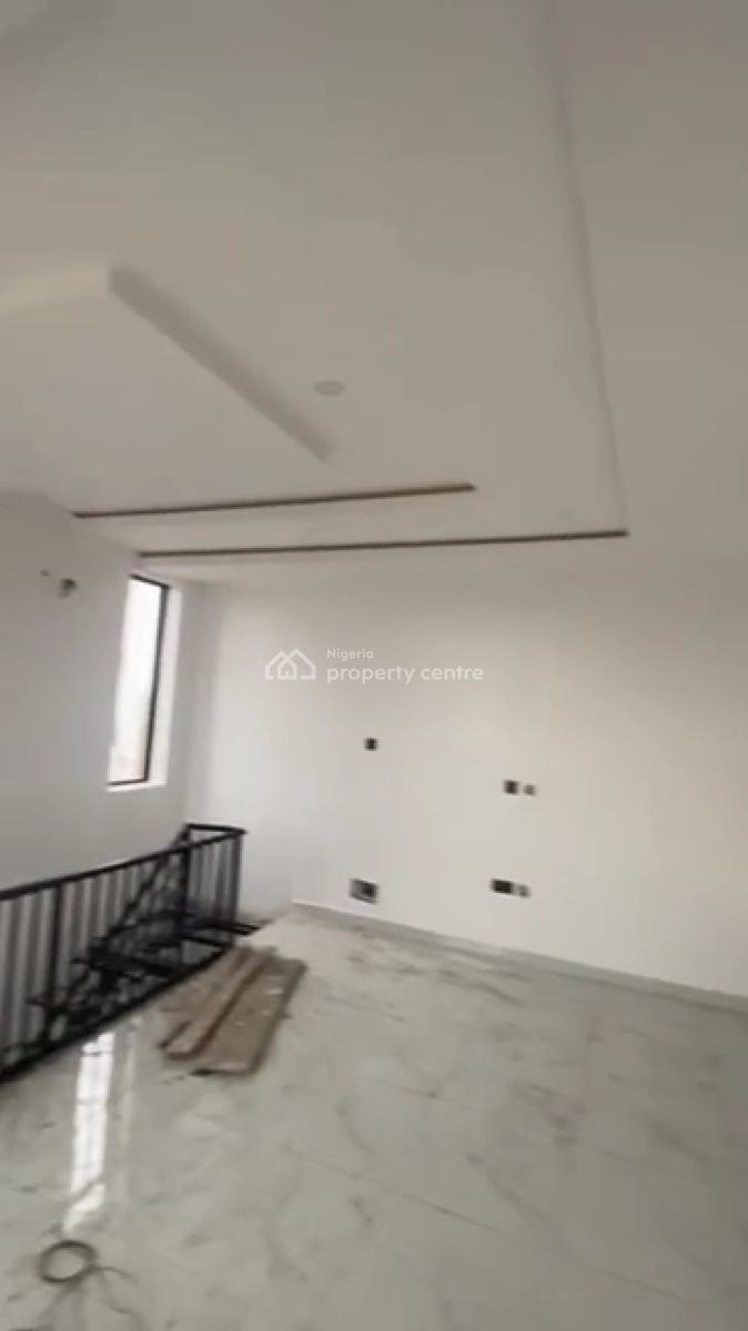 Luxury Mini Flat in Yaba, Yaba, Lagos, Mini Flat (room and Parlour) for Rent