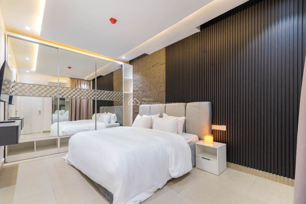 Our Stylish 2 Bedroom Apartment with Gym, Smartlock Door & Balcony in, Lekki Phase 1, Lekki, Lagos, Flat / Apartment Short Let
