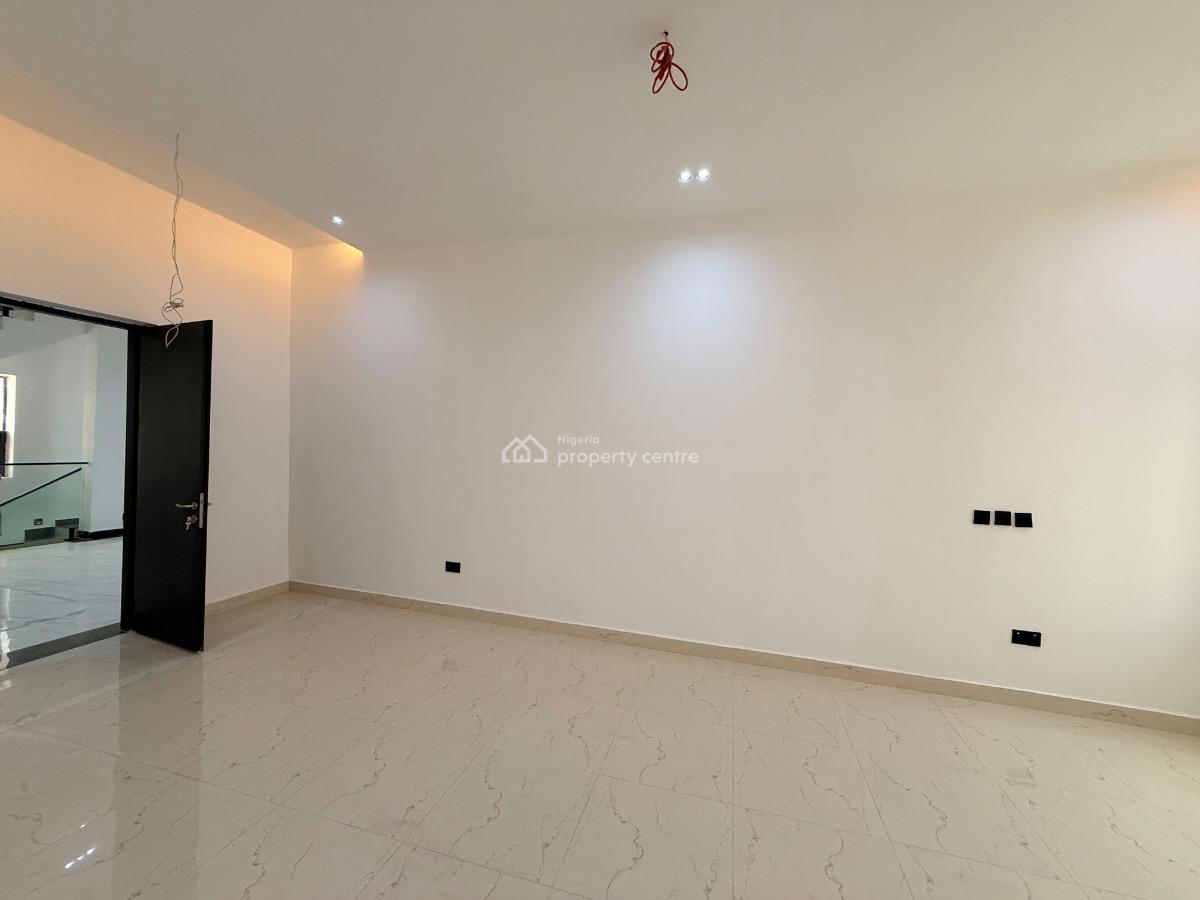 Stunning 5 Bedroom Detached House, Asokoro District, Abuja, Detached Duplex for Sale