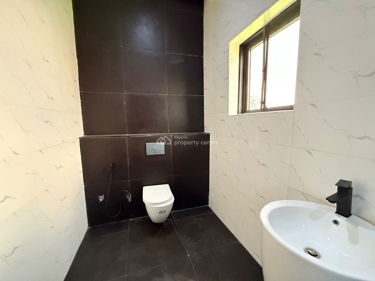 Stunning 5 Bedroom Detached House, Asokoro District, Abuja, Detached Duplex for Sale