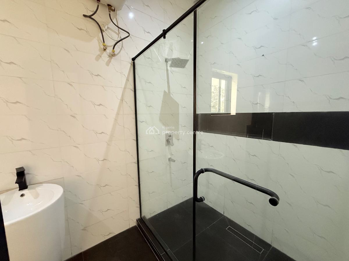Stunning 5 Bedroom Detached House, Asokoro District, Abuja, Detached Duplex for Sale
