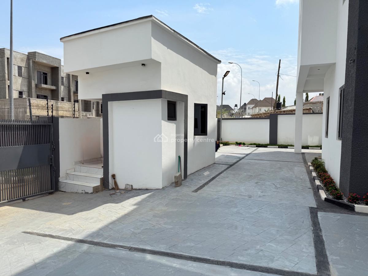 Stunning 5 Bedroom Detached House, Asokoro District, Abuja, Detached Duplex for Sale