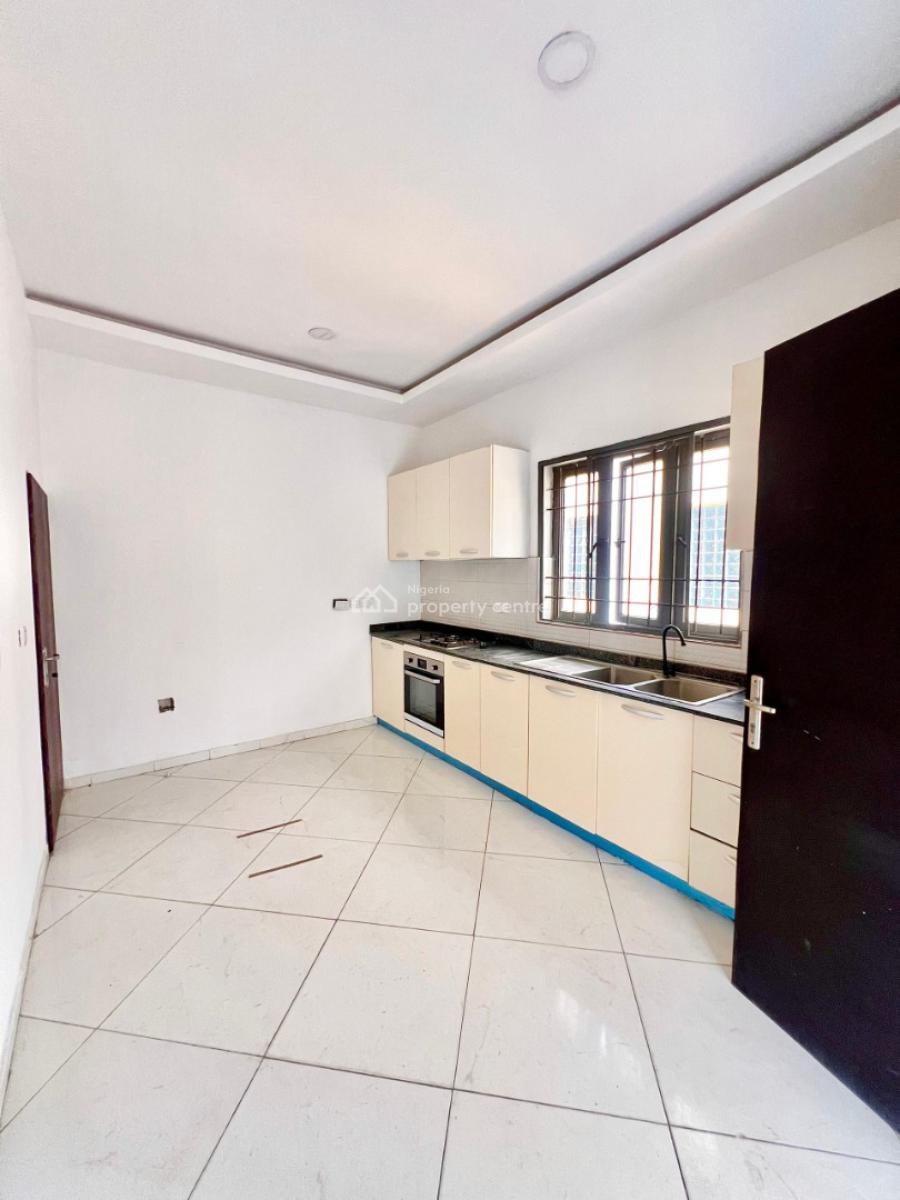 Stunning Spacious 2-bedroom Apartment with Modern Touches, Lekki Right, Lekki, Lagos, Flat / Apartment for Rent