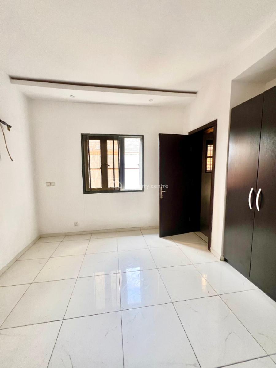 Stunning Spacious 2-bedroom Apartment with Modern Touches, Lekki Right, Lekki, Lagos, Flat / Apartment for Rent