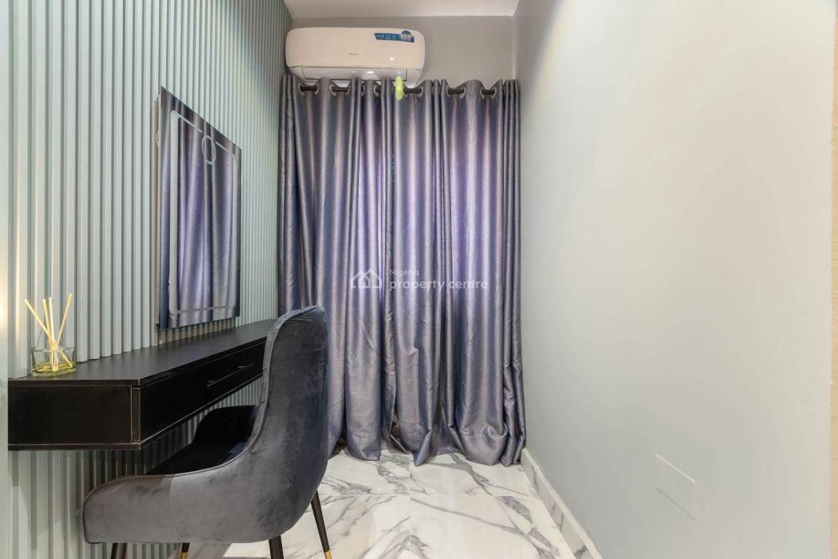 Luxurious One Bedroom Apartment, Phase 1, Off Admiralty Road, Lekki, Lagos, Flat / Apartment Short Let