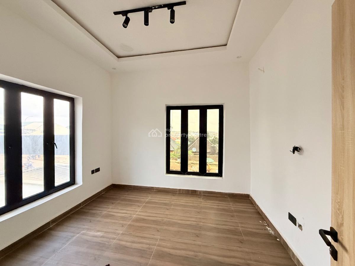 6 Bedroom Detached Duplex, Asokoro District, Abuja, Semi-detached Duplex for Sale