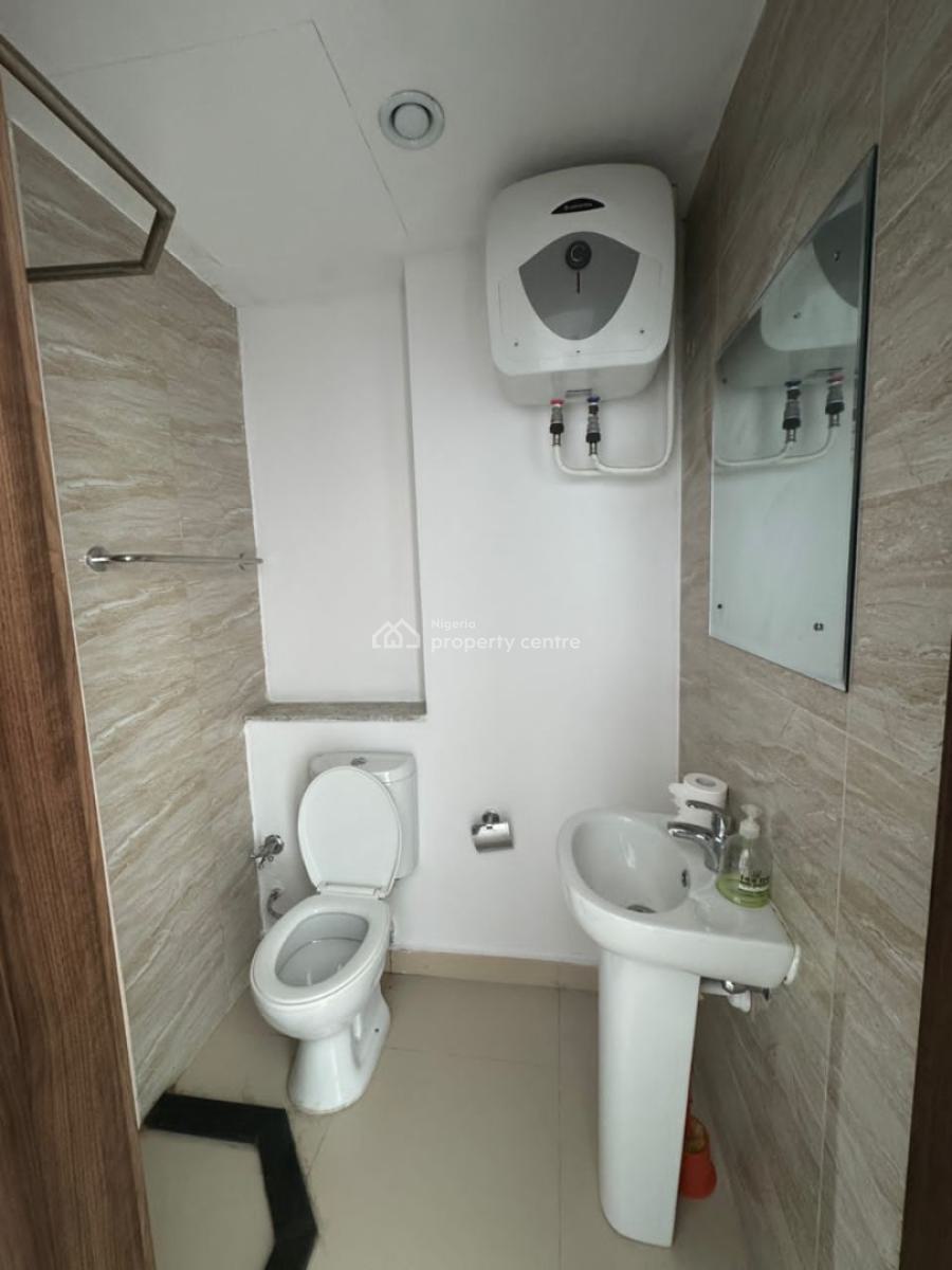 Lovely City View 2 Bedroom Apartment with a Bq, Lekki, Lagos, Flat / Apartment for Rent