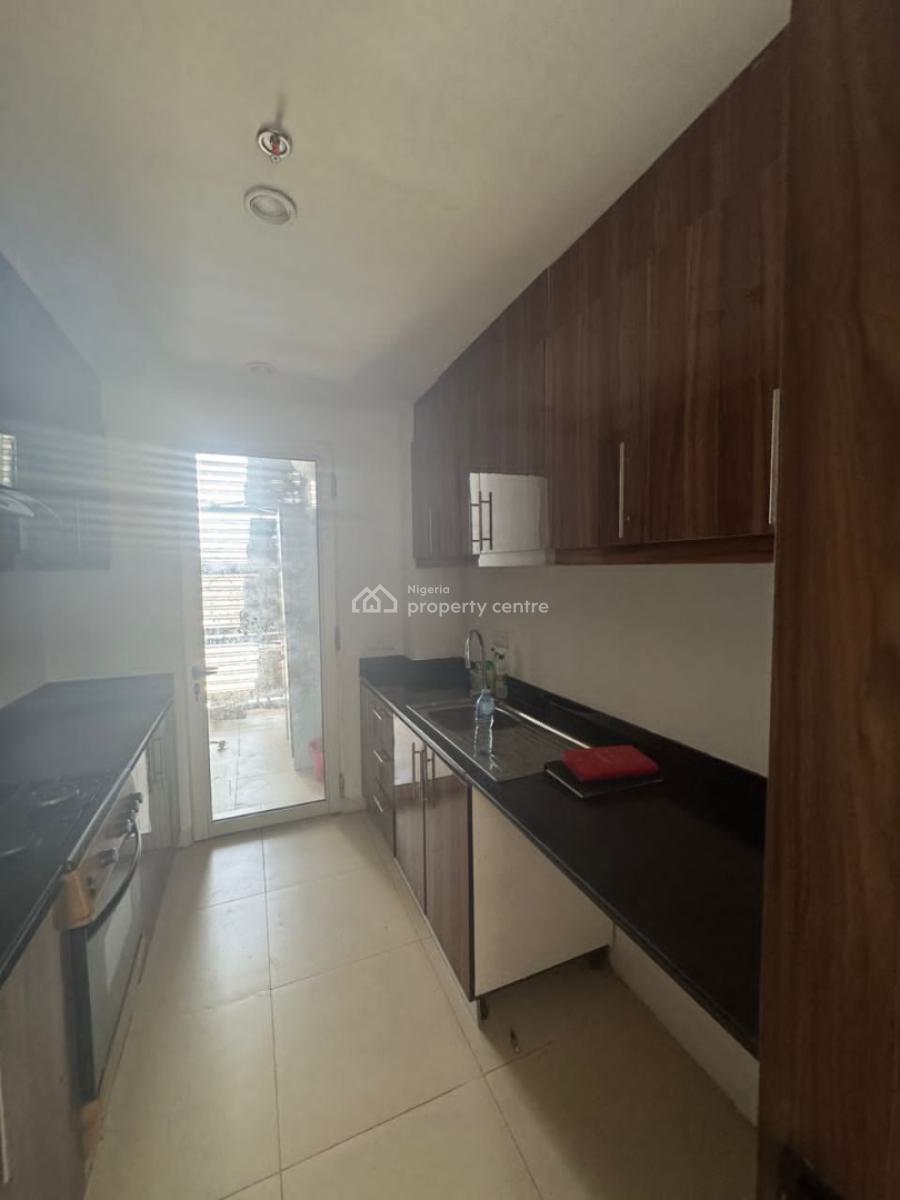 Lovely City View 2 Bedroom Apartment with a Bq, Lekki, Lagos, Flat / Apartment for Rent