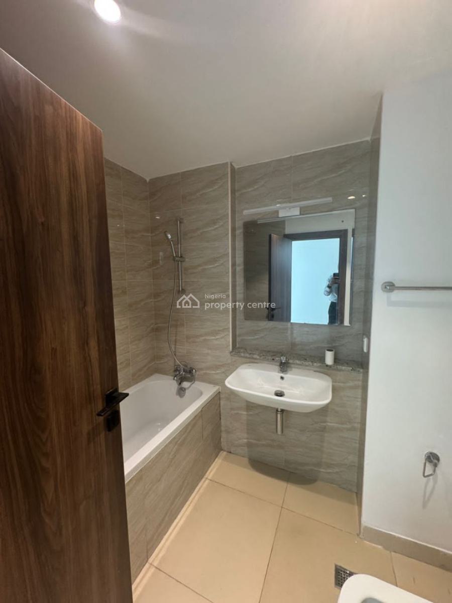 Lovely City View 2 Bedroom Apartment with a Bq, Lekki, Lagos, Flat / Apartment for Rent