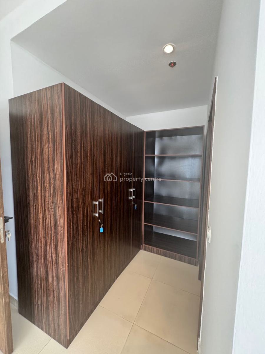 Lovely City View 2 Bedroom Apartment with a Bq, Lekki, Lagos, Flat / Apartment for Rent