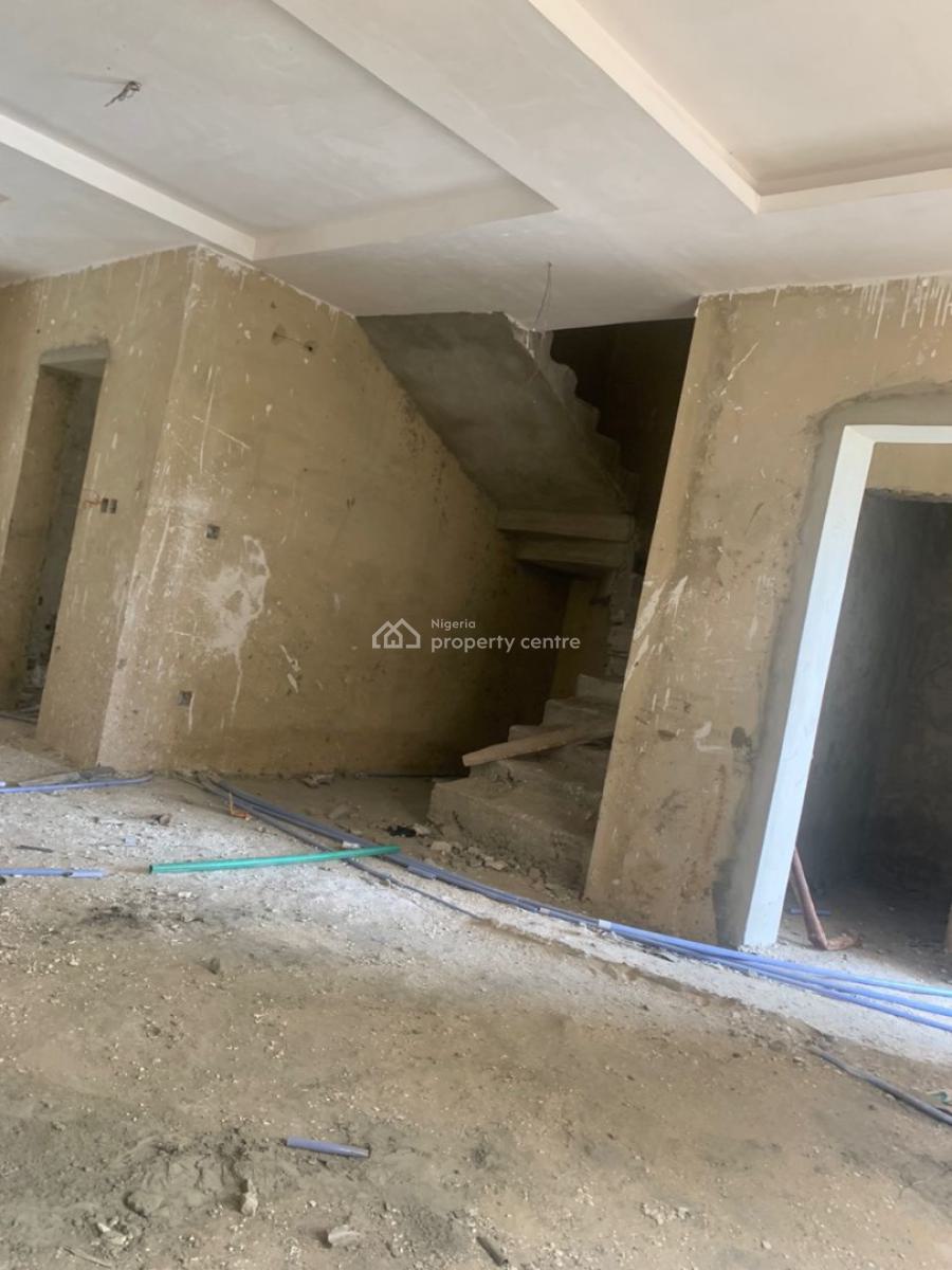 2 Bedroom Apartment in a Tight Estate, Abraham Adesanya, Ogombo, Ajah, Lagos, Flat / Apartment for Sale