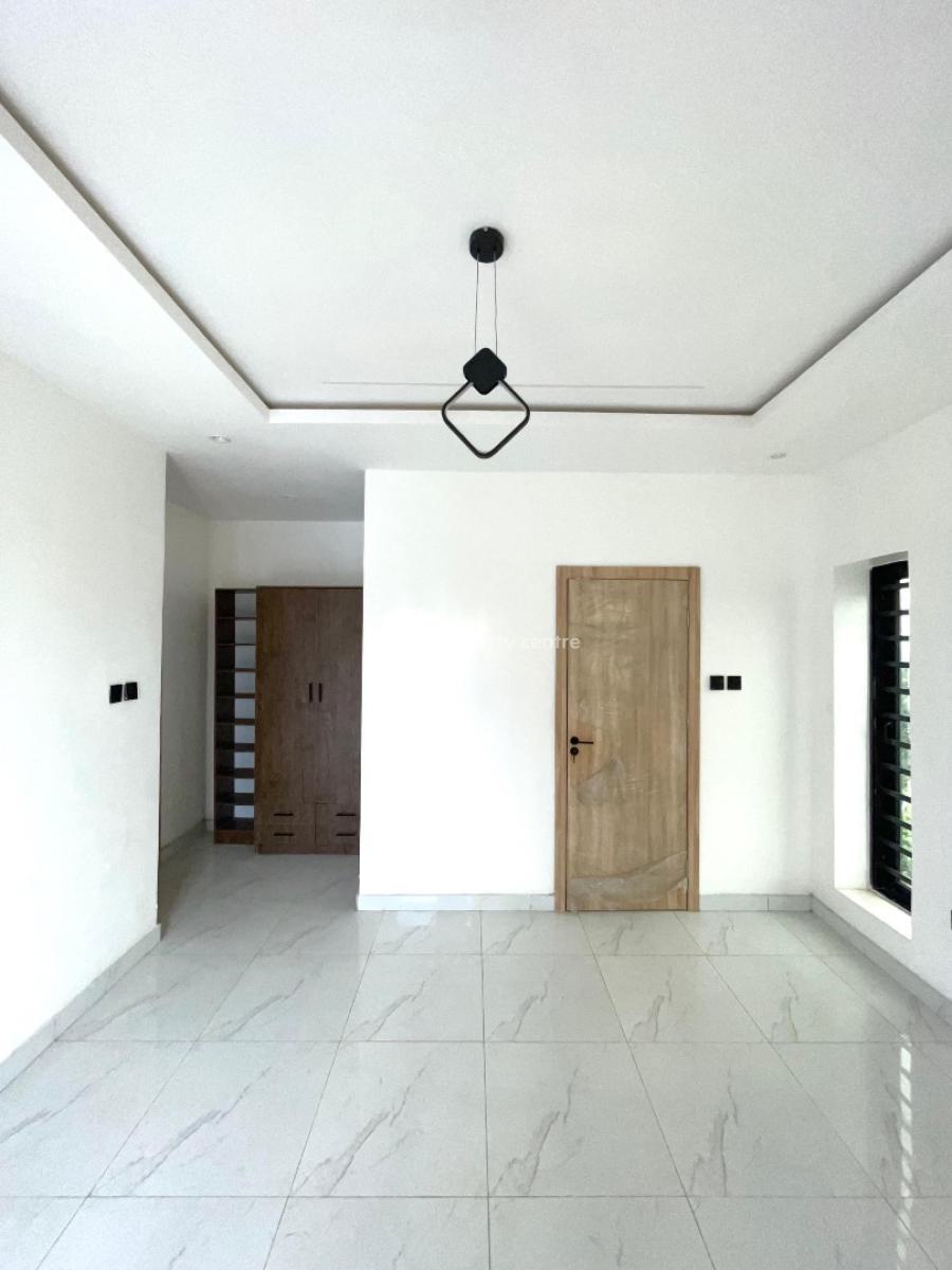2 Bedroom Apartment, Ologolo, Lekki, Lagos, Flat / Apartment for Sale