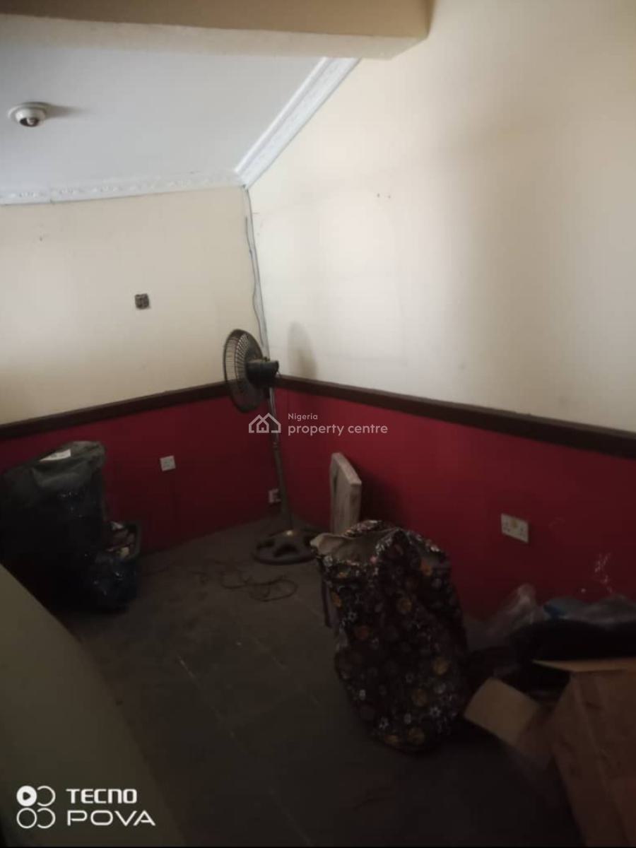 Open Plan Office Space (200sqm) Pent-house Upstairs, Secretariat, Alausa, Ikeja, Lagos, Office Space for Rent