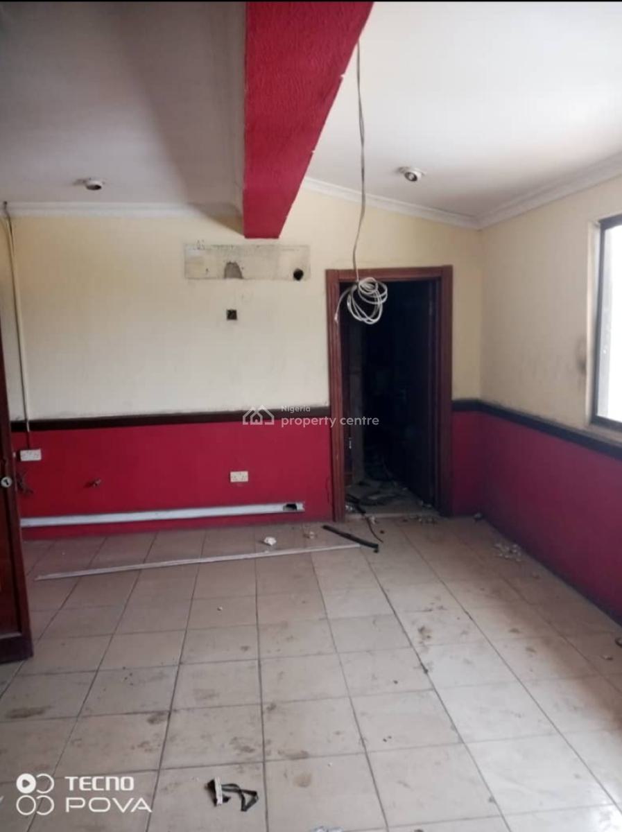 Open Plan Office Space (200sqm) Pent-house Upstairs, Secretariat, Alausa, Ikeja, Lagos, Office Space for Rent