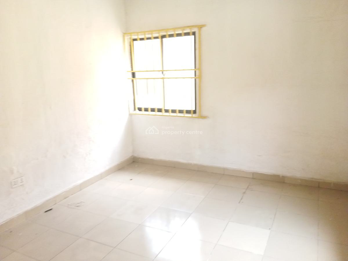 a Nice Room in a Shared Apartment, Abraham Adasanya Estate, Ajiwe, Ajah, Lagos, Self Contain (single Rooms) for Rent