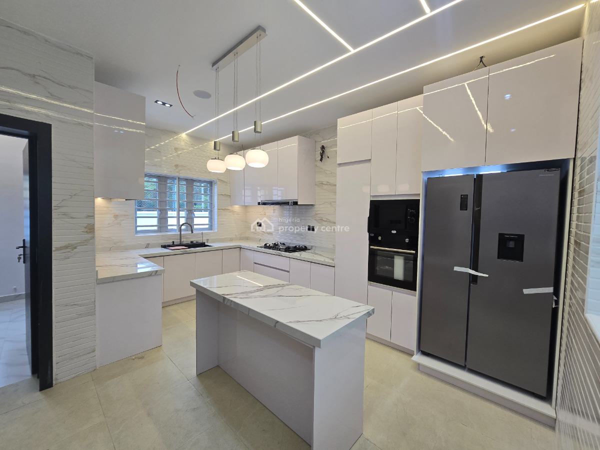 5 Bedroom House with Swimming Pool, Pinnock Beach Estate, Osapa, Lekki, Lagos, Detached Duplex for Sale
