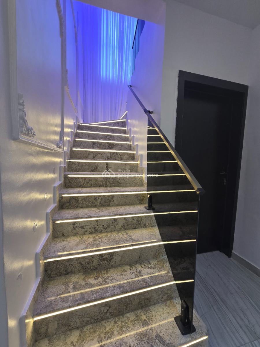 5 Bedroom House with Swimming Pool, Pinnock Beach Estate, Osapa, Lekki, Lagos, Detached Duplex for Sale