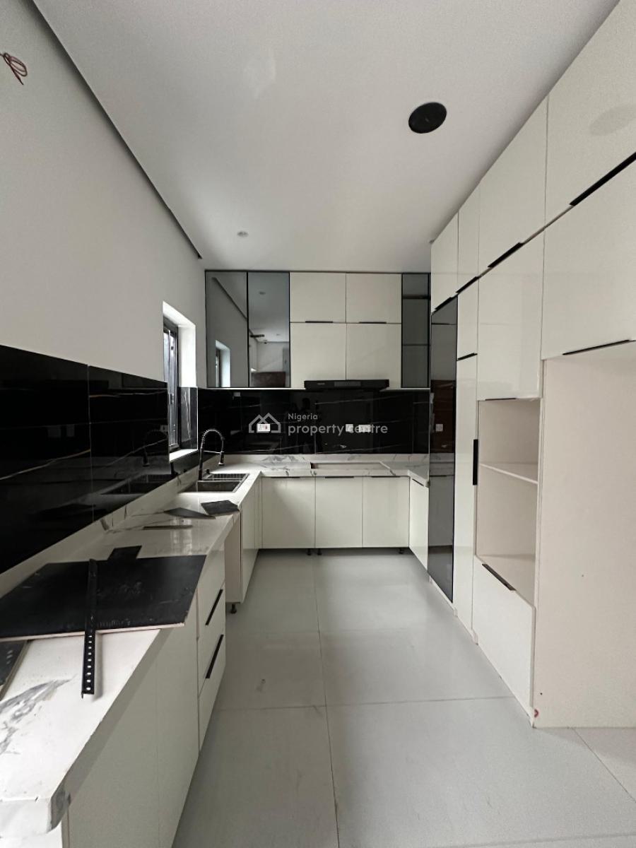 4 Bedrooms Terrace Duplex with Bq, Lekki Phase 1, Lekki, Lagos, Terraced Duplex for Sale