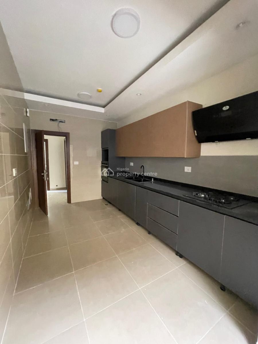 Beautifully Built 2 Bedroom Apartment with Swimming Pool, Gym & Elevator, Victoria Island (vi), Lagos, Flat / Apartment for Sale