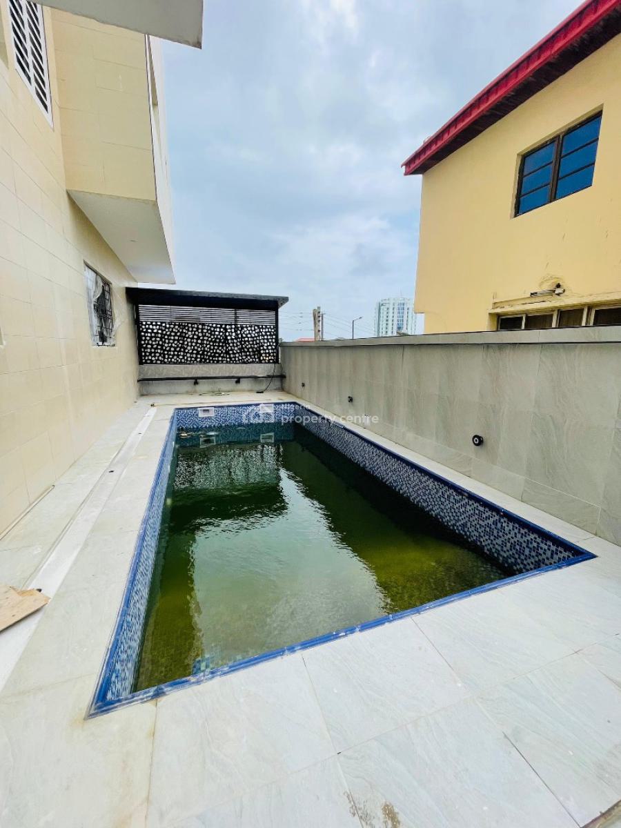 Beautifully Built 2 Bedroom Apartment with Swimming Pool, Gym & Elevator, Victoria Island (vi), Lagos, Flat / Apartment for Sale