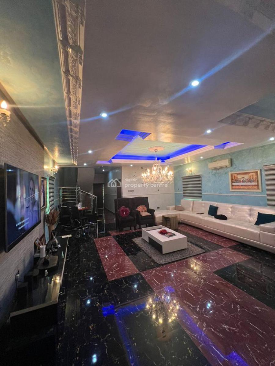 Distress 4 Bedrooms Fully Detached House, Ocean Palm Estate Ogidan, Sangotedo, Ajah, Lagos, Detached Duplex for Sale