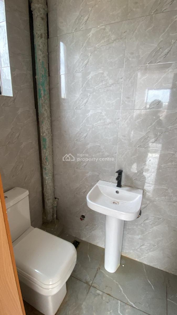 One Bedroom Apartment, Ajayi Street, Onike, Yaba, Lagos, Mini Flat (room and Parlour) for Rent