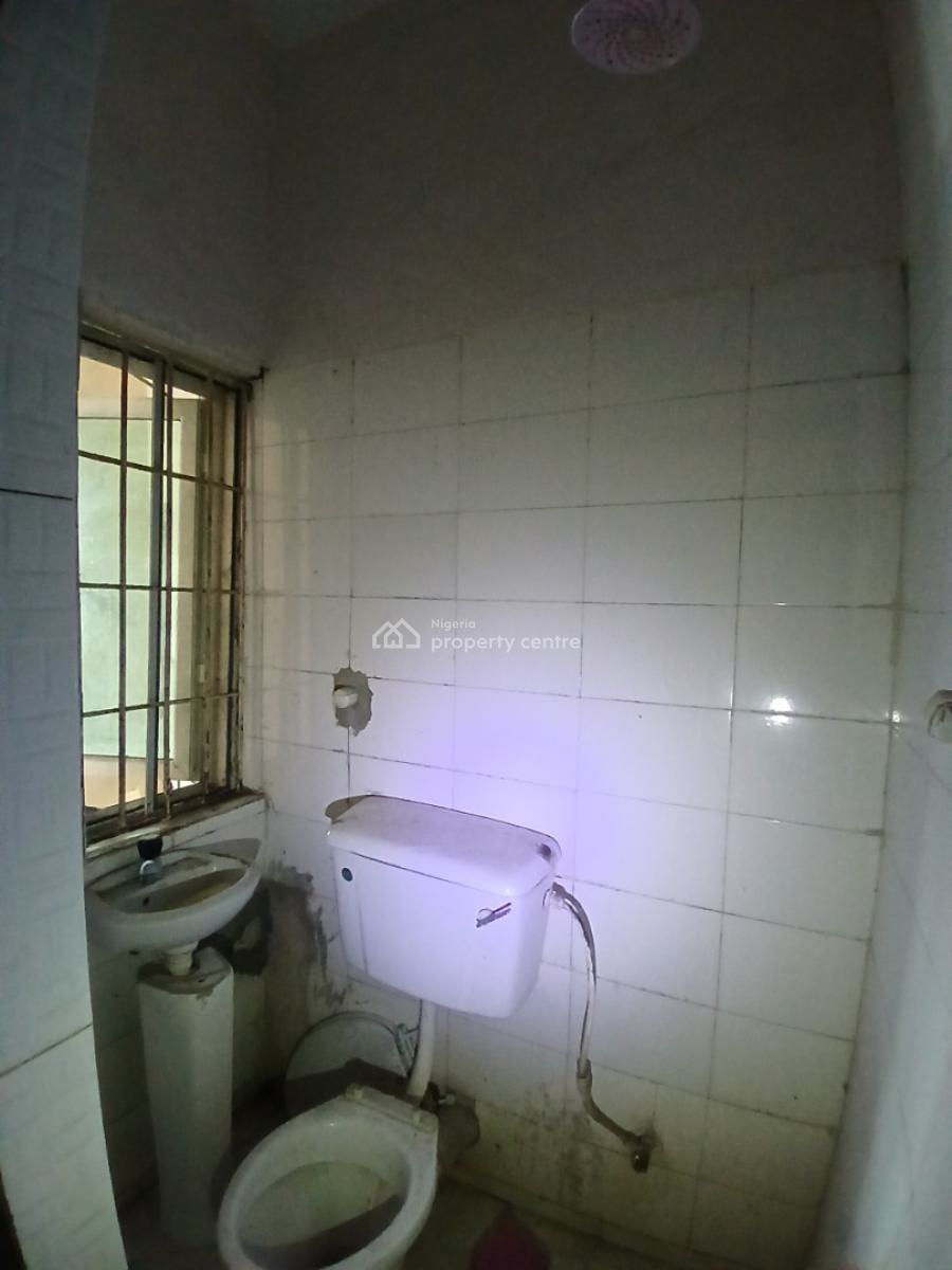 a Room Bq Upstairs in a Serviced Apartment, Agungi, Lekki, Lagos, Self Contain (single Rooms) for Rent