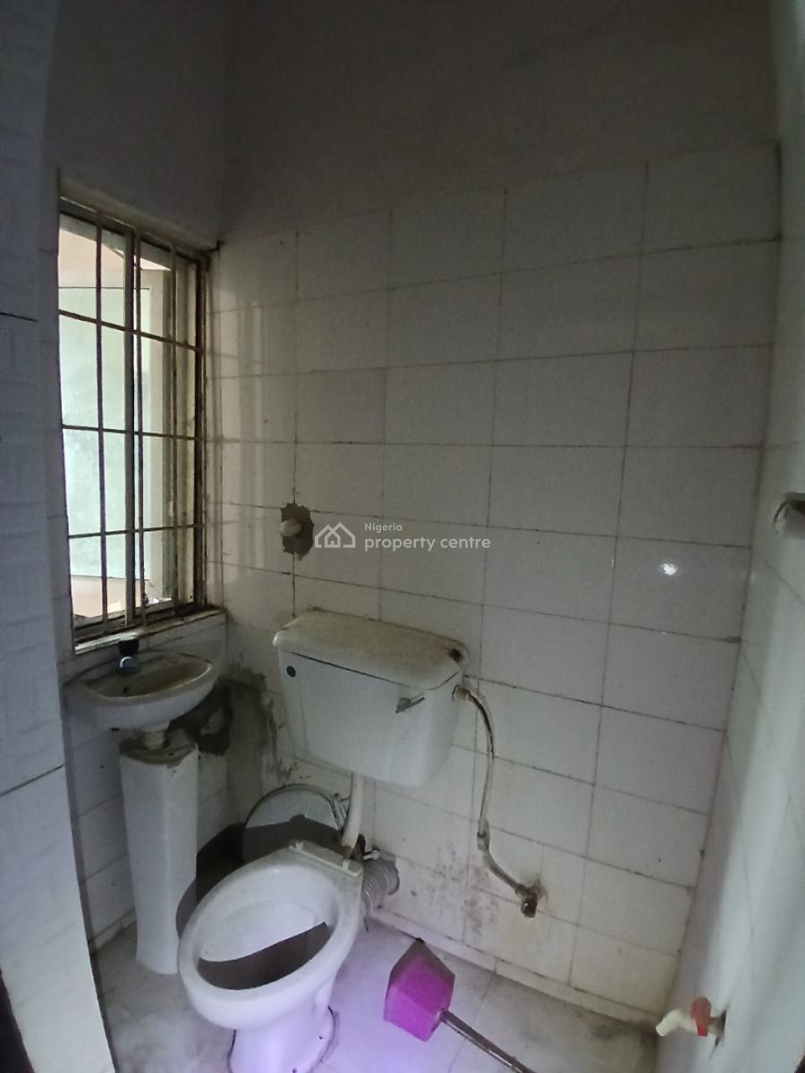 a Room Bq Upstairs in a Serviced Apartment, Agungi, Lekki, Lagos, Self Contain (single Rooms) for Rent