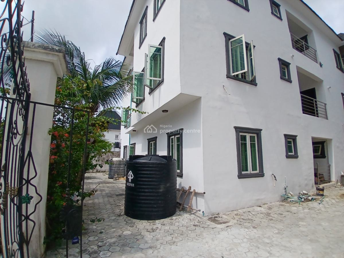 a Room Bq Upstairs in a Serviced Apartment, Agungi, Lekki, Lagos, Self Contain (single Rooms) for Rent