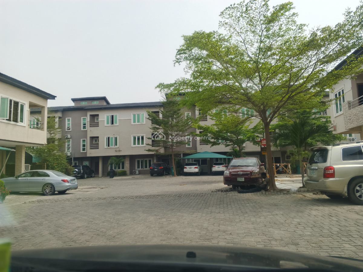 Newly Renovated 4 Bedrooms Semi Detached Duplex with Boys Quarter, Horizon 2 Estate Meadow Hall Road, Ikate, Lekki, Lagos, Semi-detached Duplex for Rent